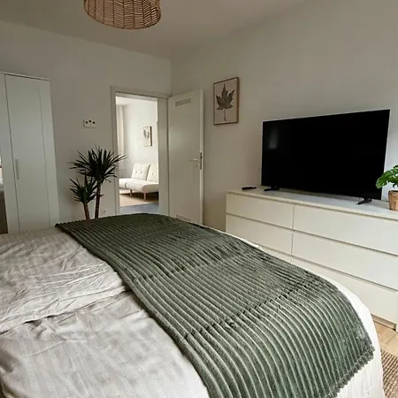 Cozy Fully Equipped In Essen-ruettenscheid *