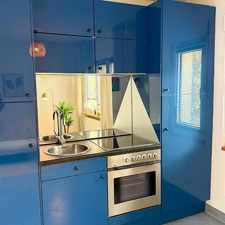 Cozy Fully Equipped In Essen-ruettenscheid